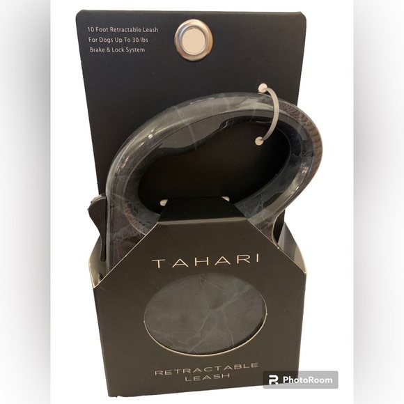 Retractable Dog Leash from Tahari - Picture 1 of 4